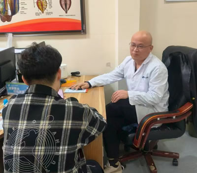 南投县|男科医师高朋磊：守护男性健康，专业男科诊疗